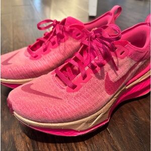 Nike Women’s Invincible 3 Running Shoes